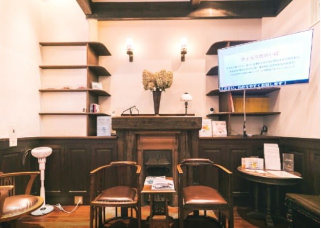 白金坂の上診療所